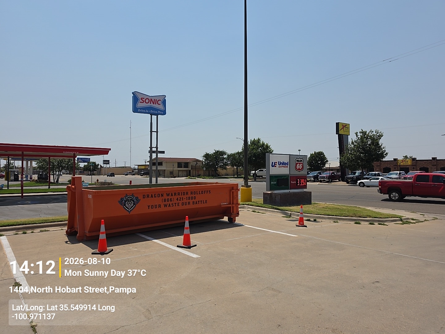 20 yard roll off dumpster from Dragon Warrior Rolloffs in Amarillo TX